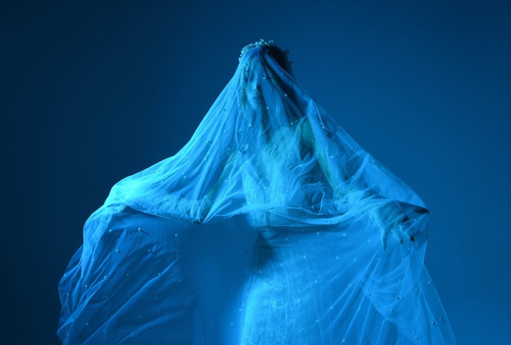 Autistic woman celebrates spooky season by getting ghosted again 