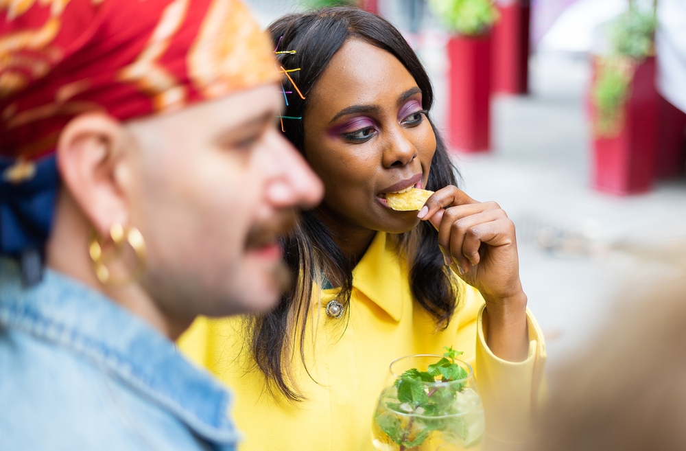 Only non-dyspraxic in autistic friend group tasked with opening all the crisps 