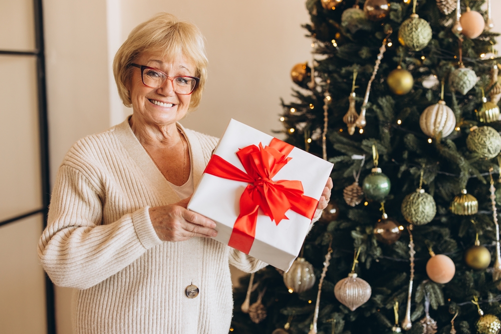 Coded message? Relative buys gifts for the person she wishes you were