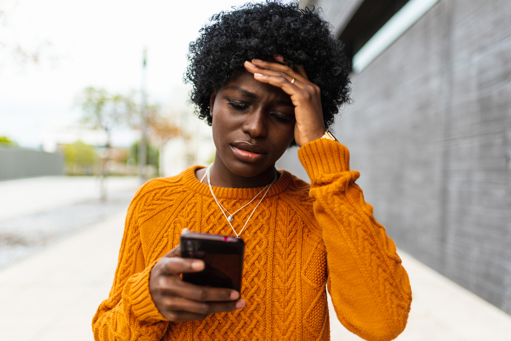 Autistic woman’s customer service complaint riddled with apologies